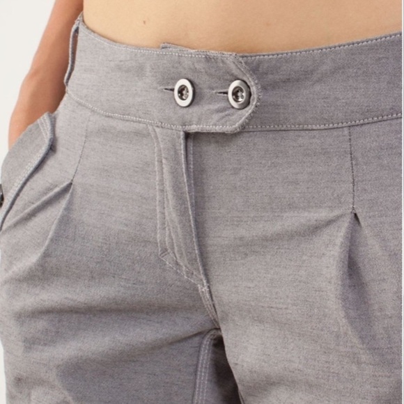 Lululemon Pedal Power Cycling Button Pants in Gray | Size 8 - Picture 3 of 13